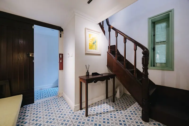 Xuân — Living room